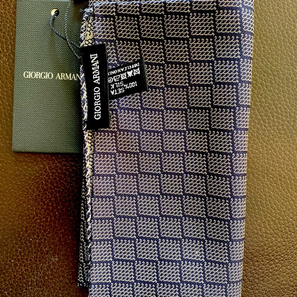NEW  Giorgio Armani  Pocket Scarves